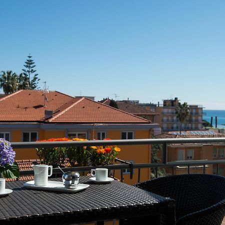 Hotel Ristorante La Marina Mhotelsgroup San Bartolomeo Al Mare Exterior photo