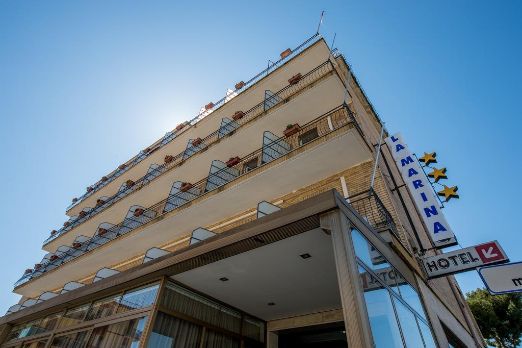 Hotel Ristorante La Marina Mhotelsgroup San Bartolomeo Al Mare Exterior photo
